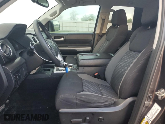 2019 Toyota Tundra 2WD SR with VIN 5TFRM5F15KX139527, listed as a Copart auction lot 69186924 with 89,986 mi miles and Salvage Title. Bid and sale history available at carsss.com. Image 7.