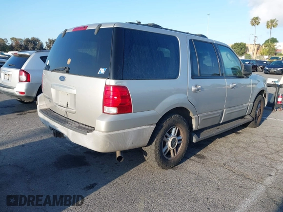 2003 Ford Expedition XLT Value with VIN 1FMPU16W93LA35218, listed as a IAAI auction lot 42137630 with 299,552 mi miles and . Bid and sale history available at DreamBid. Image 4.