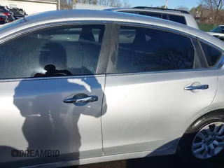 2017 Nissan Altima S with VIN 1N4AL3AP7HC197953, listed as a IAAI auction lot 41497726 with 173,517 mi miles and . Bid and sale history available at DreamBid. Image 14.