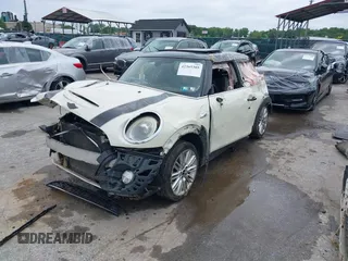2015 MINI Hardtop S z VIN WMWXP7C5XF2A59869, wystawiony jako IAAI lot #42365305 z przebiegiem 116 164 mil mil oraz . Historia ofert i sprzedaży dostępna na DreamBid. Obrazek 2.
