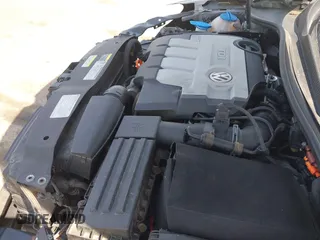 2014 Volkswagen Golf TDI w/Sunroof & Nav с VIN WVWNM7AJ9EW007463, выставлен на аукционе IAAI как лот 42211804 с пробегом 62 381 миль миль и . История ставок и продаж доступна на DreamBid. Изображение 10.