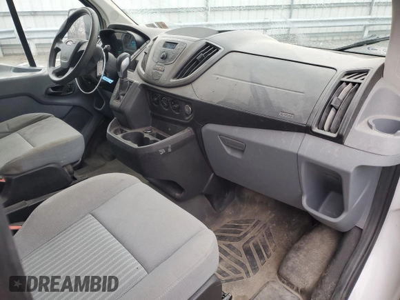2016 Ford Transit Cargo z VIN 1FTYR2CGXGKB30136, wystawiony jako Copart lot #89067675 z przebiegiem 141 445 mil mil oraz Czysty tytuł • Clean title. Historia ofert i sprzedaży dostępna na DreamBid. Obrazek 8.