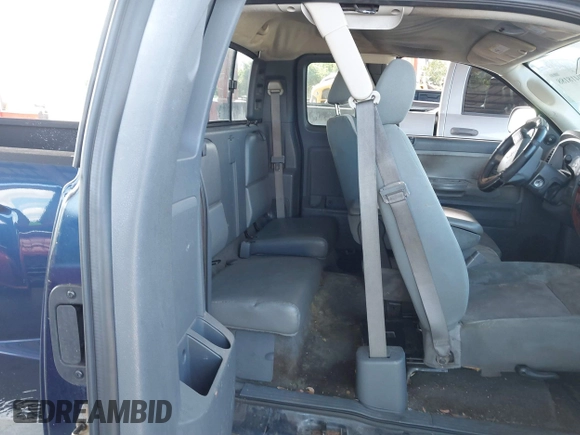 2005 Dodge Dakota SLT with VIN 1D7HW42N05S365877, listed as a IAAI auction lot 40418188 with 280,423 mi miles and . Bid and sale history available at DreamBid. Image 8.