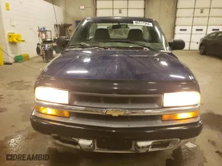 2000 Chevrolet S-10 LS with VIN 1GCCS1456YK266190, listed as a Copart auction lot 86311344 with 82,716 mi miles and Clean Title. Bid and sale history available at carsss.com. Image 5.