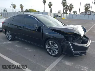 2018 Honda Clarity Plug-In Hybrid Touring with VIN JHMZC5F39JC000901, listed as a IAAI auction lot 41914470 with 80,482 mi miles. Bid and sale history available at carsss.com. Image 1.