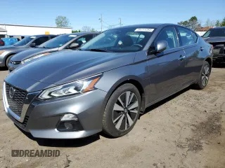 2019 Nissan Altima SV z VIN 1N4BL4DW7KC144979, wystawiony jako Copart lot #54711265 z przebiegiem 238 011 mil mil oraz Szkoda całkowita • Salvage title. Historia ofert i sprzedaży dostępna na DreamBid. Obrazek 1.