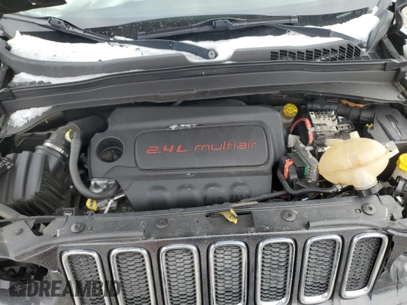 2016 Jeep Renegade Latitude with VIN ZACCJBBT6GPD71018, listed as a Copart auction lot 46037715 with 107,476 mi miles and Salvage Title. Bid and sale history available at carsss.com. Image 13.