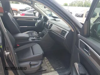 2018 Volkswagen Atlas SE с VIN 1V2DP2CA6JC599983, выставлен на аукционе IAAI как лот 42303421 с пробегом 79 747 миль миль и . История ставок и продаж доступна на DreamBid. Изображение 5.