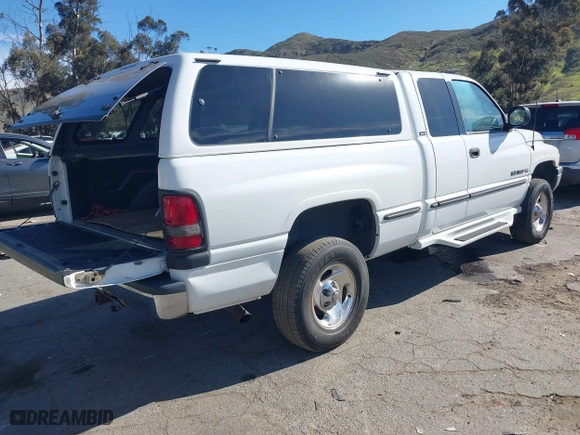 1998 Dodge Ram 1500 with VIN 1B7HF13Z6WJ260648, listed as a IAAI auction lot 41678745 with 242,876 mi miles. Bid and sale history available at carsss.com. Image 4.