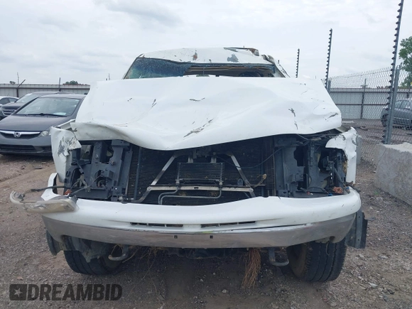 2002 Chevrolet Tahoe LT with VIN 1GNEC13Z52J341962, listed as a IAAI auction lot 42391522 with 239,452 mi miles and . Bid and sale history available at DreamBid. Image 12.