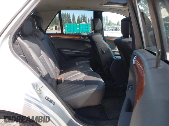 2007 Mercedes-Benz M 320 CDI z VIN 4JGBB22E67A210285, wystawiony jako IAAI lot #42002404 z przebiegiem 164 318 mil mil oraz . Historia ofert i sprzedaży dostępna na DreamBid. Obrazek 8.