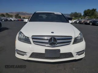 2013 Mercedes-Benz C 250 Sport с VIN WDDGF4HB7DR267492, выставлен на аукционе Copart как лот 64426115 с пробегом 188 514 миль миль и Чистый • Clean title. История ставок и продаж доступна на DreamBid. Изображение 5.