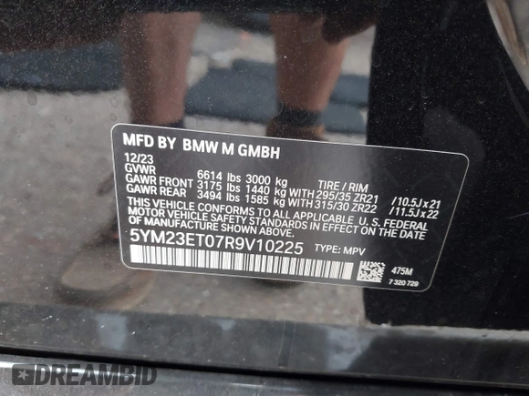 2024 BMW X6 M with VIN 5YM23ET07R9V10225, listed as a IAAI auction lot 40971354 with 1 mi miles. Bid and sale history available at carsss.com. Image 9.