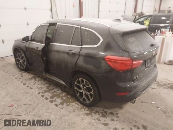 2022 BMW X1 xDrive28i с VIN WBXJG9C08N5U68877, выставлен на аукционе IAAI как лот 41363443 с пробегом 39 104 миль миль и . История ставок и продаж доступна на DreamBid. Изображение 3.