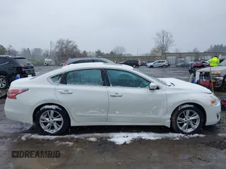 2015 Nissan Altima SV z VIN 1N4AL3AP0FC212970, wystawiony jako IAAI lot #42045260 z przebiegiem 110 433 mil mil oraz . Historia ofert i sprzedaży dostępna na DreamBid. Obrazek 13.