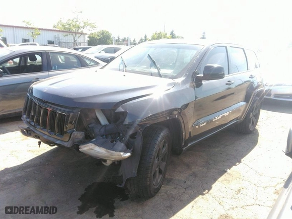 2011 Jeep Grand Cherokee Laredo with VIN 1J4RR4GG4BC558193, listed as a IAAI auction lot 40055870 with 110,939 mi miles. Bid and sale history available at carsss.com. Image 2.