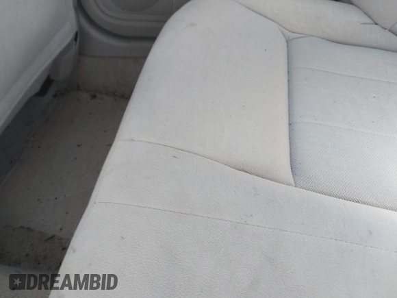 2009 Mercury Milan with VIN 3MEHM07Z79R614972, listed as a IAAI auction lot 41961143 with 174,074 mi miles and . Bid and sale history available at DreamBid. Image 8.