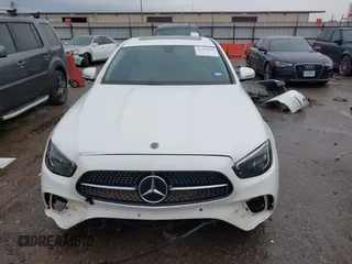 2021 Mercedes-Benz E-Class E 350 with VIN W1KZF8DB8MA897753, listed as a IAAI auction lot 41335129 with 76,873 mi miles. Bid and sale history available at carsss.com. Image 13.