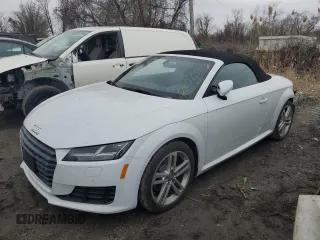 2017 Audi TT Roadster z VIN TRUT5CFV6H1002317, wystawiony jako Copart lot #36329813 z przebiegiem 58 704 mil mil oraz . Historia ofert i sprzedaży dostępna na DreamBid. Obrazek 1.
