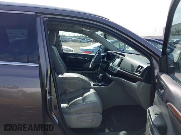 2015 Toyota Highlander Limited with VIN 5TDYKRFHXFS108548, listed as a IAAI auction lot 42473420 with 149,565 mi miles and . Bid and sale history available at DreamBid. Image 5.