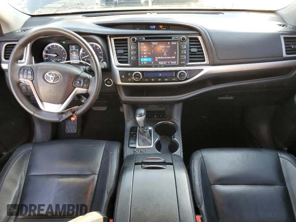 2016 Toyota Highlander XLE z VIN 5TDJKRFH0GS500635, wystawiony jako Copart lot #73833634 z przebiegiem 108 884 mil mil oraz Czysty tytuł • Clean title. Historia ofert i sprzedaży dostępna na DreamBid. Obrazek 8.