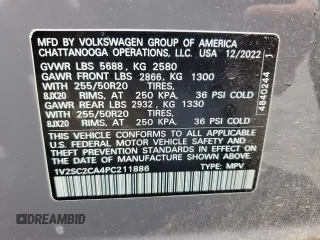 2023 Volkswagen Atlas 2.0T SEL R-Line Black z VIN 1V2SC2CA4PC211886, wystawiony jako Copart lot #54224875 z przebiegiem 23 819 mil mil oraz Szkoda całkowita • Salvage title. Historia ofert i sprzedaży dostępna na DreamBid. Obrazek 14.