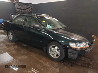 2000 Honda Accord EX z VIN 1HGCG6671YA158757, wystawiony jako IAAI lot #41702446 z przebiegiem 192 431 mil mil oraz . Historia ofert i sprzedaży dostępna na DreamBid. Obrazek 1.