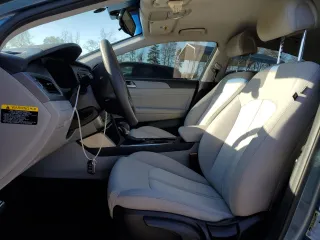 2016 Hyundai Sonata Hybrid SE with VIN KMHE24L18GA038362, listed as a Copart auction lot 78178493 with 83,222 mi miles. Bid and sale history available at carsss.com. Image 7.