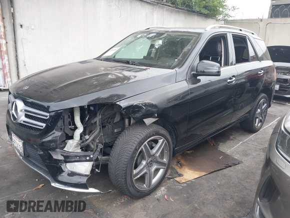 2018 Mercedes-Benz GLE 350 with VIN 4JGDA5JB7JB061715, listed as a IAAI auction lot 42565286 with 77,995 mi miles and . Bid and sale history available at DreamBid. Image 18.