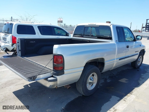 2001 Dodge Ram 1500 with VIN 3B7HC13Y81G751619, listed as a IAAI auction lot 41997208 with 125,555 mi miles. Bid and sale history available at carsss.com. Image 4.