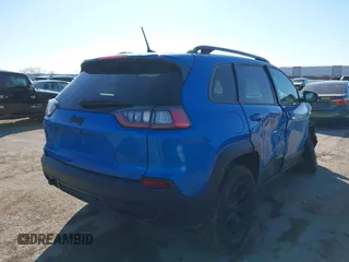 2022 Jeep Cherokee X with VIN 1C4PJMCX6ND522563, listed as a IAAI auction lot 41469722 with 44,970 mi miles. Bid and sale history available at carsss.com. Image 4.