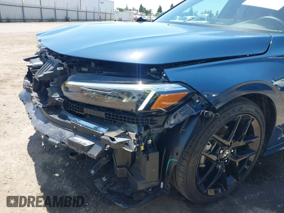2025 Honda Civic Sport with VIN 2HGFE2F58SH582780, listed as a IAAI auction lot 42360120 with 1,562 mi miles and . Bid and sale history available at DreamBid. Image 18.