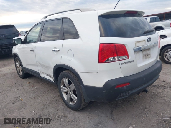 2012 Kia Sorento EX with VIN 5XYKU4A23CG303020, listed as a IAAI auction lot 41453881 with 242,131 mi miles. Bid and sale history available at carsss.com. Image 3.