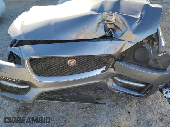 2017 Jaguar F-Pace 20d R-Sport with VIN SADCL2BN9HA085830, listed as a Copart auction lot 89184865 with 158,739 mi miles and Salvage Title. Bid and sale history available at DreamBid. Image 13.