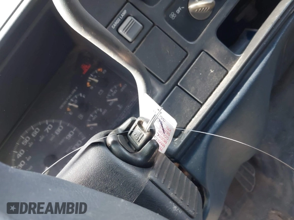 1996 GMC Sierra 1500 with VIN 1GTGC24F7TZ541482, listed as a IAAI auction lot 41968945 with 195,351 mi miles and . Bid and sale history available at DreamBid. Image 11.