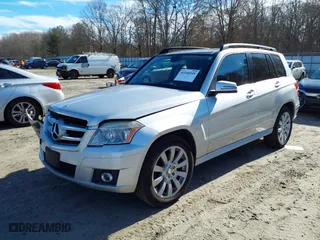 2012 Mercedes-Benz GLK-Class GLK 350 with VIN WDCGG8HB7CF740994, listed as a IAAI auction lot 41640548 with 97,332 mi miles. Bid and sale history available at carsss.com. Image 2.
