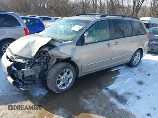 2007 Toyota Sienna XLE with VIN 5TDZK22C87S012988, listed as a IAAI auction lot 41608308 with 1 mi miles. Bid and sale history available at carsss.com. Image 2.