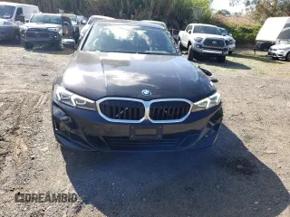 2024 BMW 3 Series 330e with VIN 3MW39FF03R8E39450, listed as a Copart auction lot 85522564 with 16,137 mi miles and Clean Title. Bid and sale history available at carsss.com. Image 5.