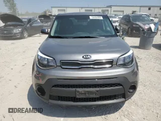 2019 Kia Soul z VIN KNDJN2A26K7019597, wystawiony jako Copart lot #56682805 z przebiegiem 88 739 mil mil oraz Szkoda całkowita • Salvage title. Historia ofert i sprzedaży dostępna na DreamBid. Obrazek 5.