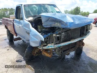 1997 Ford F-350 with VIN 1FTHF36F9VEA78530, listed as a IAAI auction lot 42124558 with Not Provided miles and . Bid and sale history available at DreamBid. Image 6.