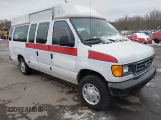 2007 Ford Econoline Cargo Commercial with VIN 1FTNS24WX7DB24757, listed as a IAAI auction lot 41511735 with 205,833 mi miles and . Bid and sale history available at DreamBid. Image 1.