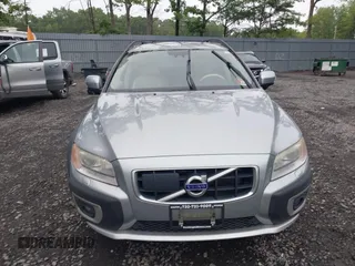 2010 Volvo XC70 3.0T with VIN YV4992BZ1A1089929, listed as a IAAI auction lot 42447202 with 156,077 mi miles and . Bid and sale history available at DreamBid. Image 12.