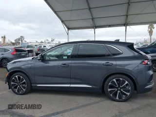 2023 VinFast VF 8 Plus z VIN RLLV1AFA9PH001464, wystawiony jako IAAI lot #41798776 z przebiegiem 2355 mil mil oraz . Historia ofert i sprzedaży dostępna na DreamBid. Obrazek 15.