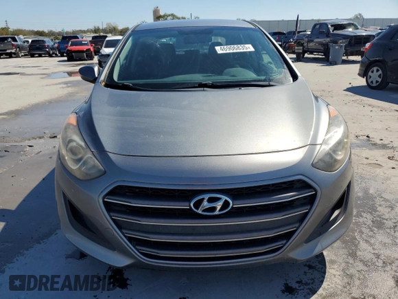 2017 Hyundai Elantra z VIN KMHD35LH1HU372597, wystawiony jako Copart lot #46906835 z przebiegiem 104 794 mil mil oraz Szkoda całkowita • Salvage title. Historia ofert i sprzedaży dostępna na DreamBid. Obrazek 5.