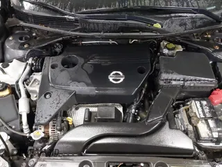 2015 Nissan Altima SL z VIN 1N4AL3AP2FC409445, wystawiony jako IAAI lot #42335870 z przebiegiem 101 346 mil mil oraz . Historia ofert i sprzedaży dostępna na DreamBid. Obrazek 10.