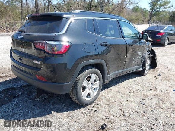 2022 Jeep Compass Latitude with VIN 3C4NJCBB4NT140193, listed as a IAAI auction lot 41787187 with 69,155 mi miles and . Bid and sale history available at carsss.com. Image 4.
