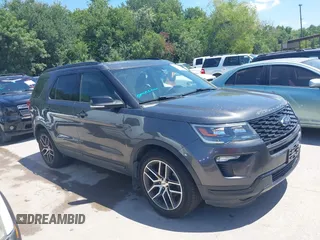 2018 Ford Explorer Sport z VIN 1FM5K8GT6JGB00350, wystawiony jako IAAI lot #42599100 z przebiegiem Nie podano mil oraz . Historia ofert i sprzedaży dostępna na DreamBid. Obrazek 13.
