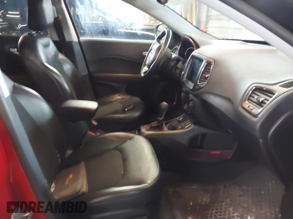 2018 Jeep Compass Trailhawk with VIN 3C4NJDDB5JT307366, listed as a IAAI auction lot 41839273 with 103,585 mi miles and . Bid and sale history available at carsss.com. Image 5.