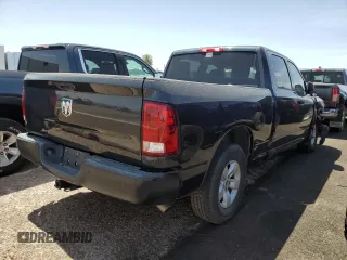 2019 Ram 1500 Tradesman z VIN 1C6RR6ST2KS561435, wystawiony jako Copart lot #52531045 z przebiegiem 122 220 mil mil oraz Czysty tytuł • Clean title. Historia ofert i sprzedaży dostępna na DreamBid. Obrazek 3.
