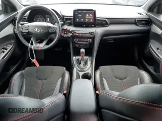 2020 Hyundai Veloster 2.0 with VIN KMHTG6AF7LU030068, listed as a Copart auction lot 49342693 with 15,584 mi miles. Bid and sale history available at carsss.com. Image 8.